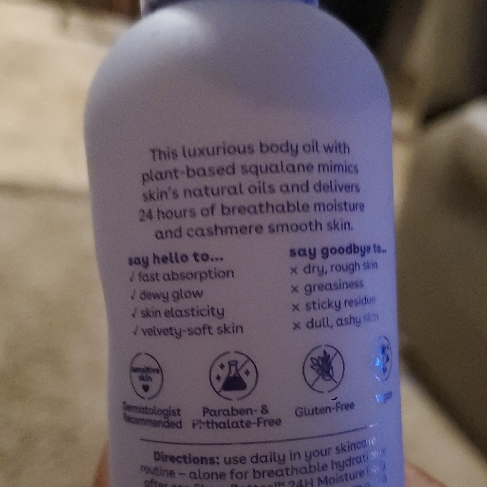 eos Cashmere Body Oil Vanilla Cashmere - Picture 2 of 2